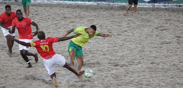 Brasil chega à decisão do Mundial de Futebol de Areia Raiz