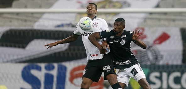 Botafogo e Corinthians se enfrentam no RJ neste domingo