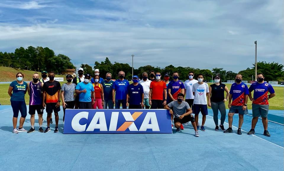 Professores participam de qualificação da CBAt
