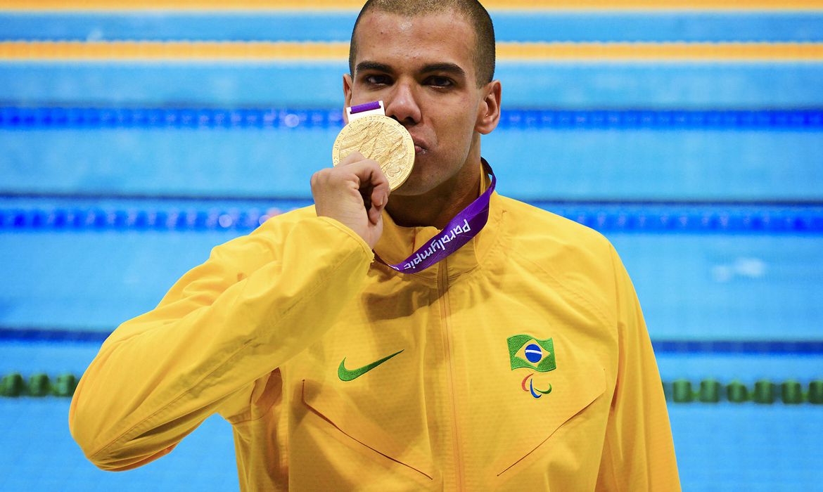 Corte alemã adia veredito de ação de André Brasil por reclassificação