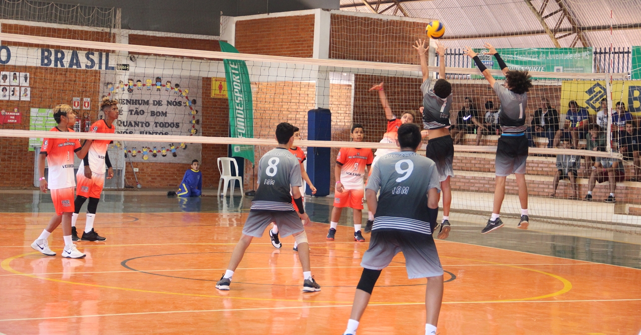 Corumbá recebe curso sobre treino esportivo no contexto escolar