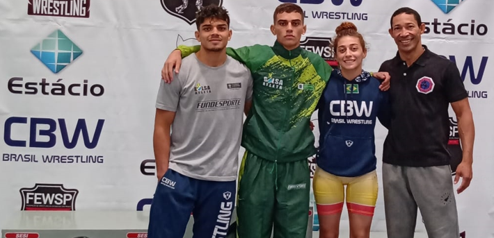 Irmãos Silva vão ao pódio no Campeonato Brasileiro Cadete e Júnior de Wrestling
