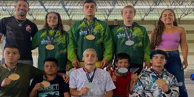 Com 8 medalhas, ﻿MS domina pódio no Brasileiro Regional de Wrestling 