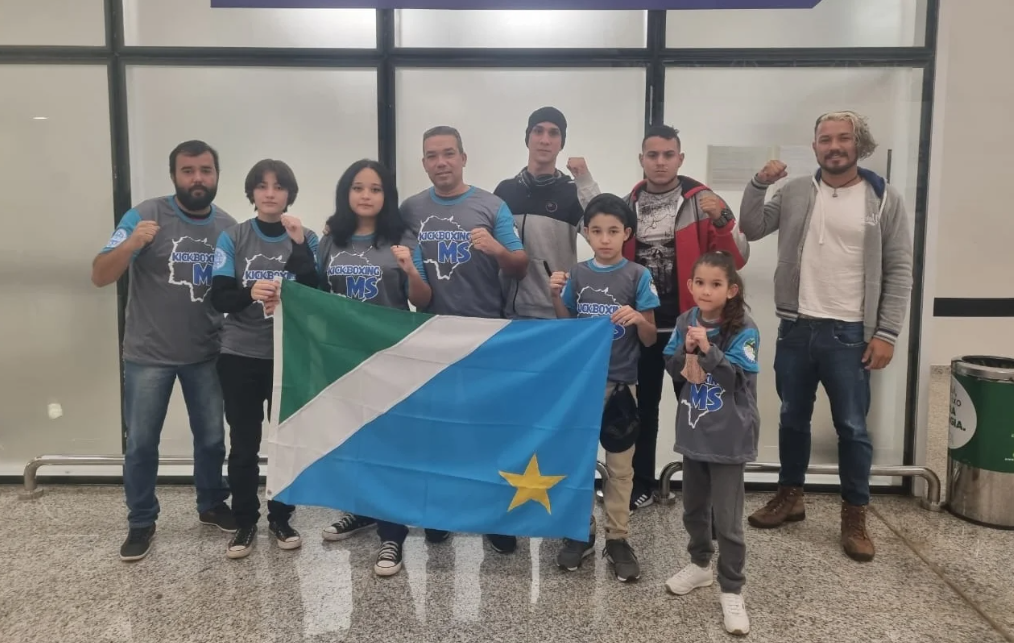 MS embarca com atletas para a disputa do Campeonato de Kickboxing