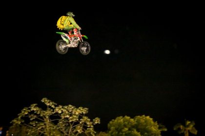 Veja como foi o 1º dia do show de acrobacias em Três Lagoas 