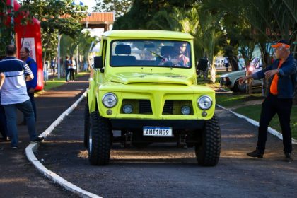 Veja como foi o 10º Encontro de Carros Antigos de Três Lagoas