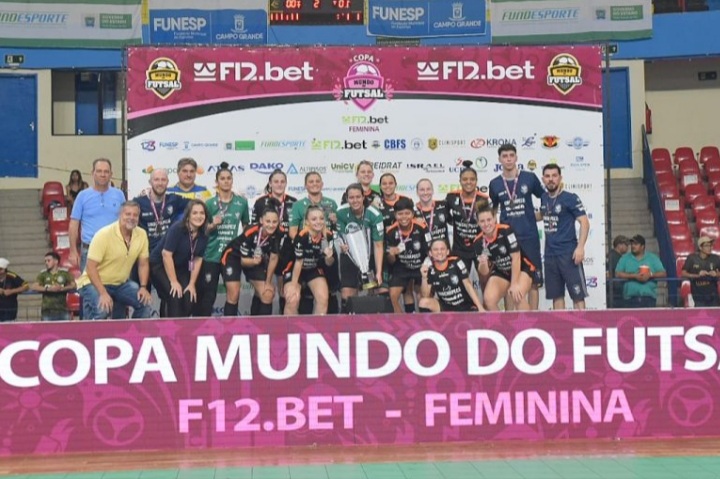 Stein Cascavel foi a campeã da Copa Mundo de Futebol Feminino 