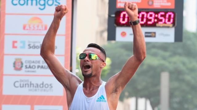Brasileiro chega em quarto lugar na São Silvestre