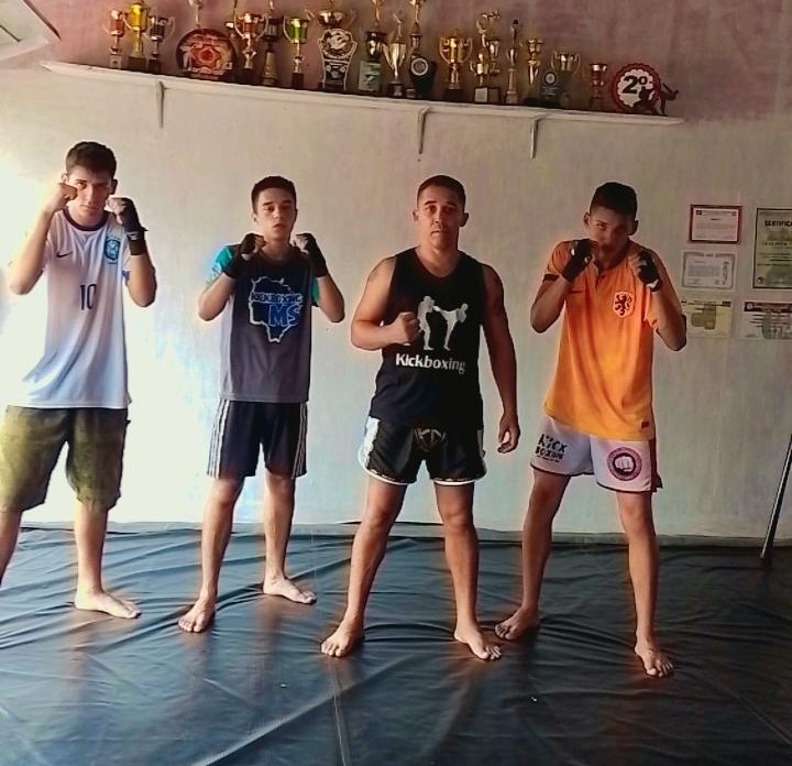 Atletas da capital vão participar do Corumbá Combate Kickboxing