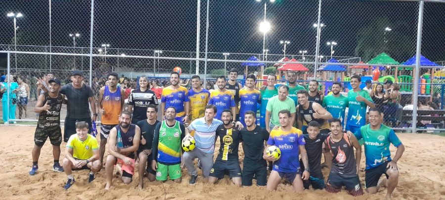 Prefeitura de Paranaíba realizou torneio de Futevôlei