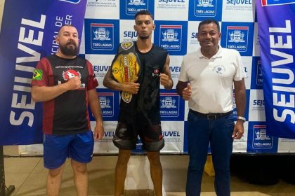 Três-lagoense conquista cinturão de ouro em Open de Kickboxing