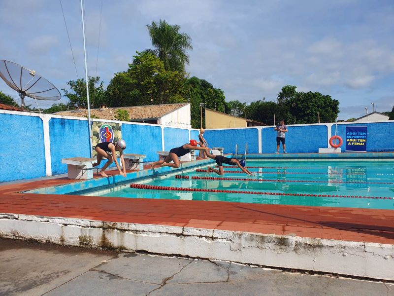 6º Festival Estudantil de Natação de Aquidauana é sucesso