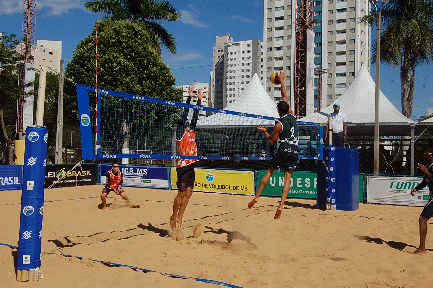 Duplas de MS conquistam título do estadual de Vôlei de Praia 
