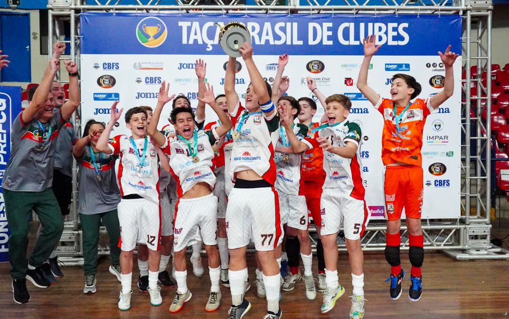 Equipe catarinense sagra-se bicampeã da Taça Brasil Sub-15 de futsal