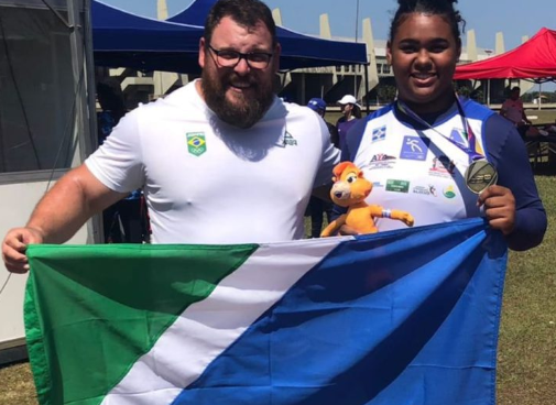 Atleta de Três Lagoas Vitória Barreto é campeã de arremesso de peso