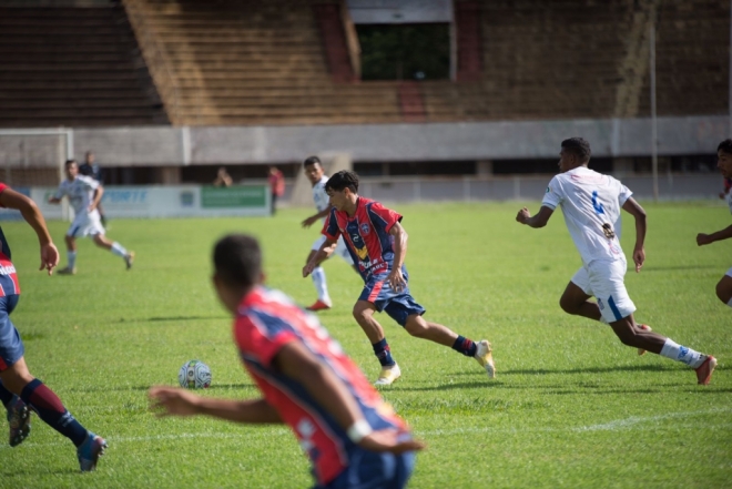 Com quatro jogos, Copa Vale Esperança agita futsal em Caarapó
