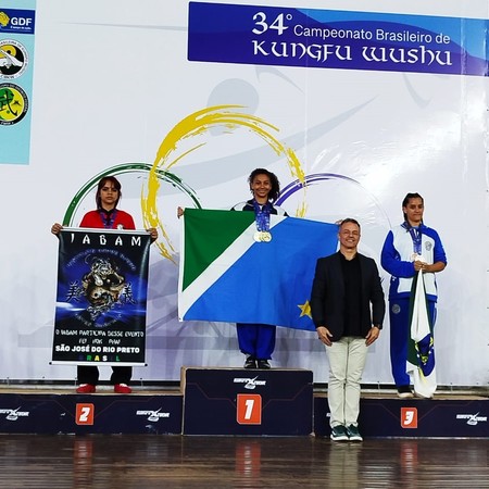 Atletas de Nova Andradina conquistam ouro no Campeonato de Kung Fu