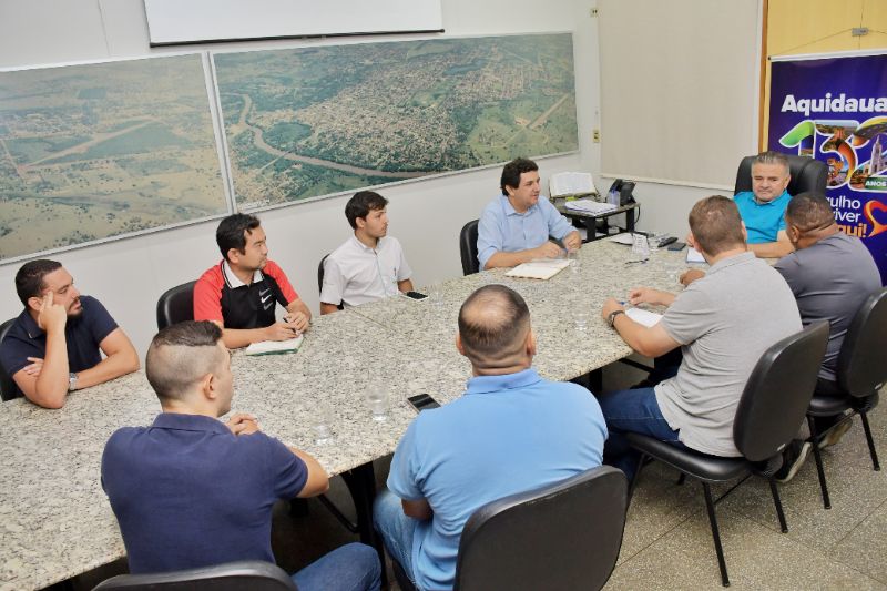 Comissão inicia organização dos Jogos Evangélicos em parceria com a prefeitura