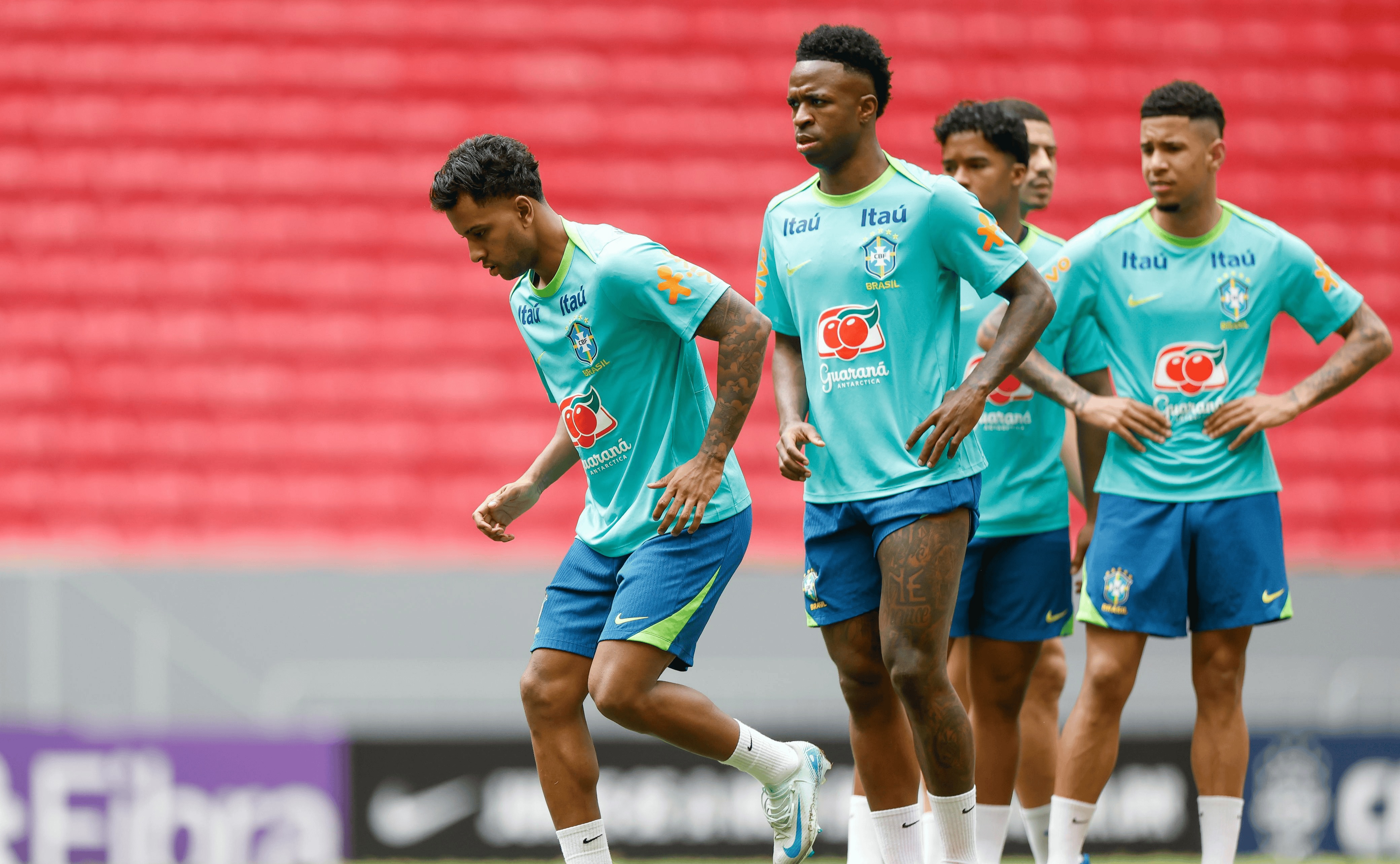 Seleção realiza último treino antes de jogo com a Argentina