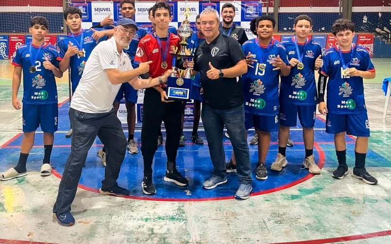 JETS 2025 – Escola Edwards Corrêa vence torneio de handebol masculino
