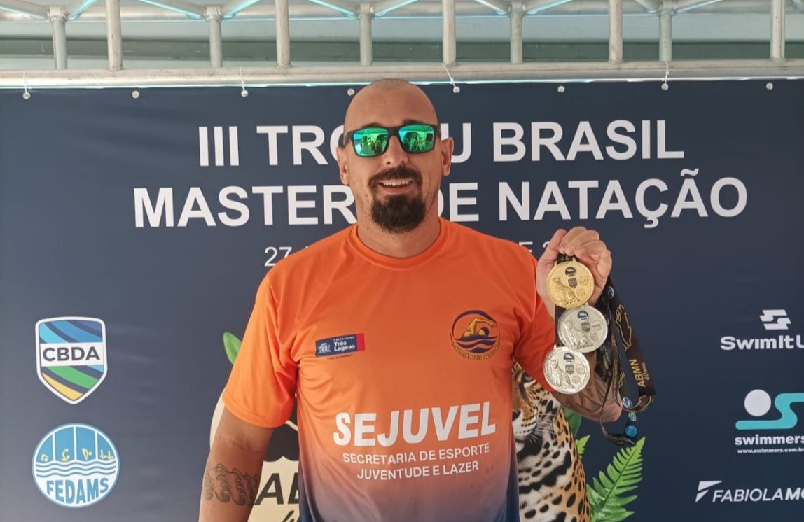 Nadador de TL conquista 3 medalhas no Troféu Brasil Master de Natação