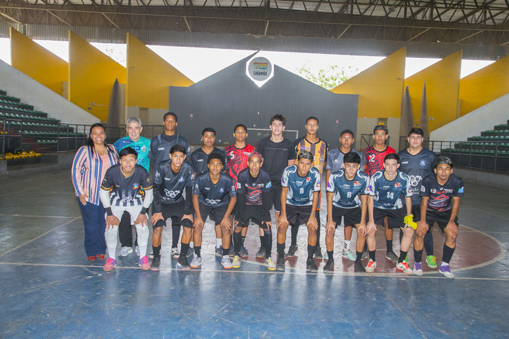 Projeto Geração Olímpica leva atletas de Corumbá a torneio de futsal