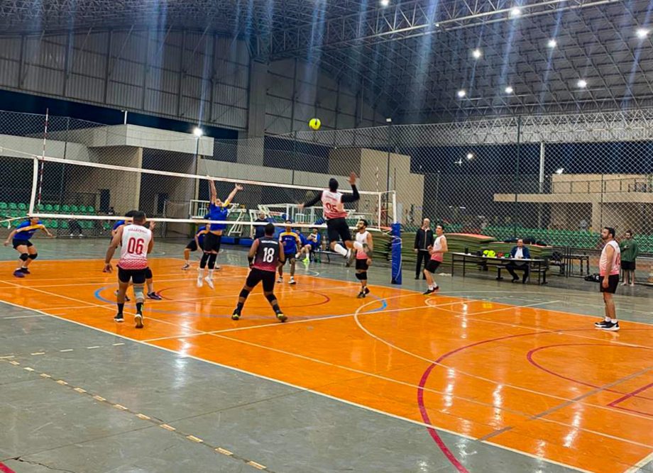 Rodada do Campeonato Municipal de Voleibol acontece nesta quarta-feira