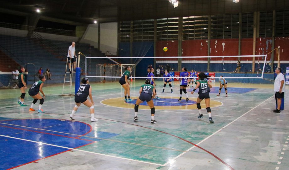 Decisão no Vôlei dos JETs: Vôlei Feminino e Masculino Sub-11 definem campeões