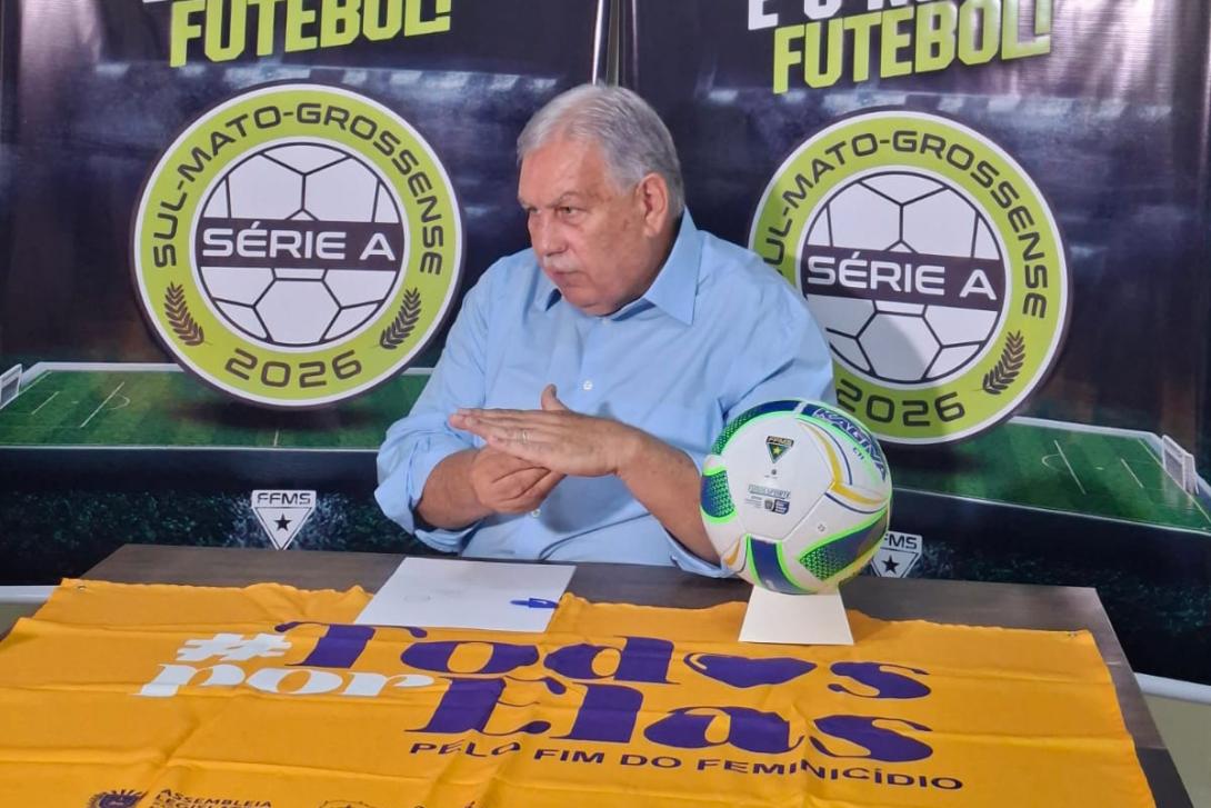 Novo gramado e sistema de irrigação do M...