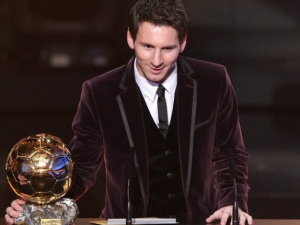 Messi é eleito melhor do mundo pela terceira vez consecutiva