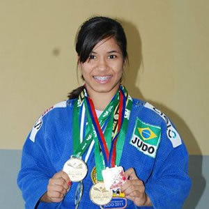 Personalidade: Larissa Rianne