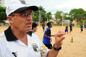 Elói revela trunfo: Novoperário já treinava situações de jogo com um a menos