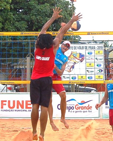 Regional de Vôlei de Praia reúne dez estados na Capital