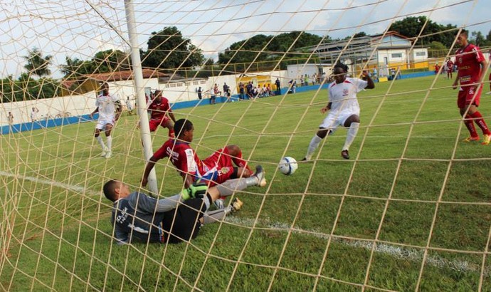 Amarildo Carvalho diz que amistoso contra o Sete de Dourados foi 'ótimo'