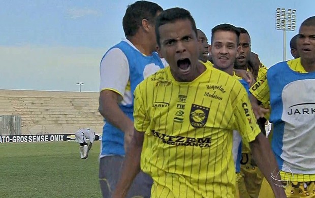 Guilherme marca no fim e impede vitória do Misto sobre Cene