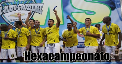 Com dois gols de zagueiro, Cene vence e conquista seu sexto título