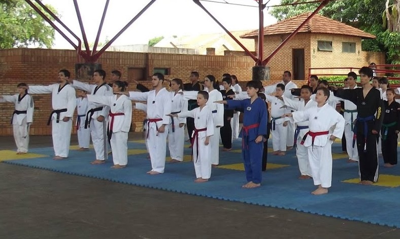 Exame de Faixa  é realizado no Horto Florestal