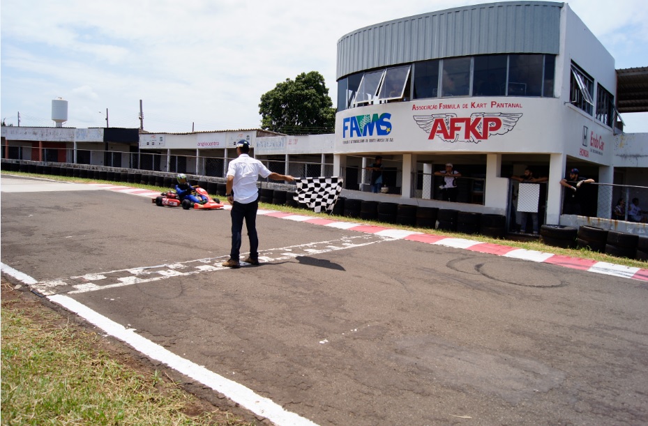 Kart: Paulo César e Caio Dias são os campeões de MS