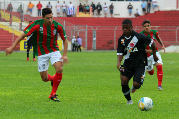 Guaicurus arranca empate contra o Vasco na estreia da Copa SP