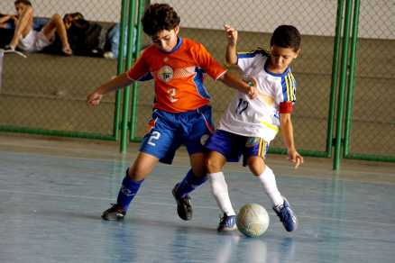 Torneio sub-13 agita jovens de escolas municipais da Capital