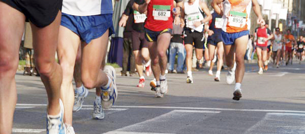 Garçons realizam corrida de rua de 8km em Campo Grande