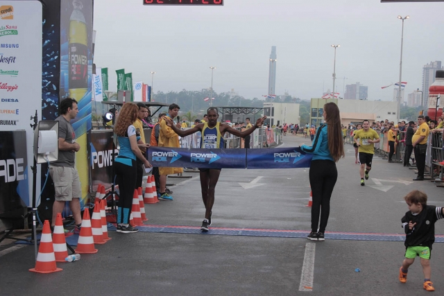 Atleta de MS vence Meia Maratona Internacional de Assunção