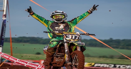 Carlos Eduardo Franco é campeão da MX2 no Paraná