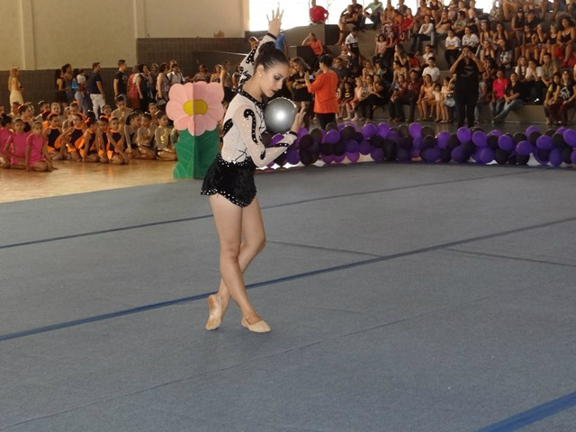 Unigran sedia 2º Festival Estadual de ginástica rítmica, dança e música