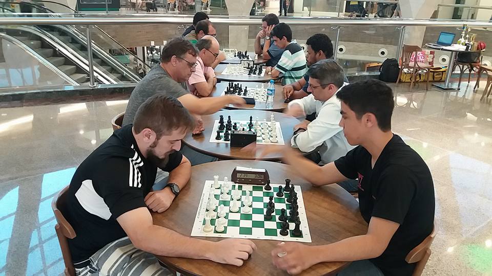 Cledemar Machado fatura Circuito do Shopping Bosque dos Ipês