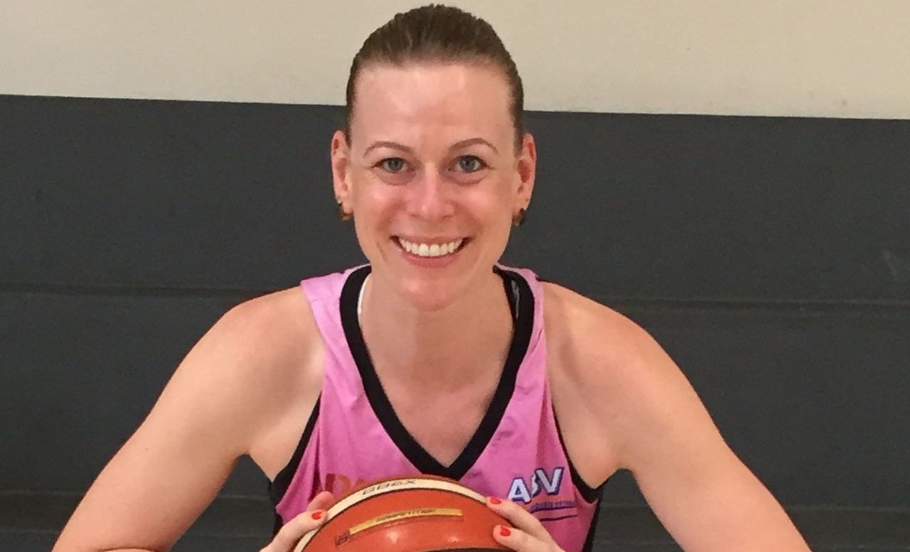 Por sonho, atleta aceita desafio e vai jogar principal torneio de basquete do Brasil