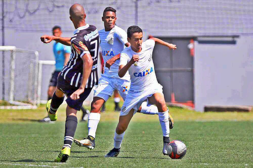 Jogador douradense é aprovado na base do Santos
