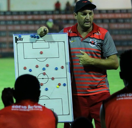 Rodrigo Cascca fala ao Esporte Ágil sobre preparação do Águia Negra para final