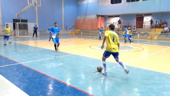 Rodada do Torneio de Futsal em Dourados