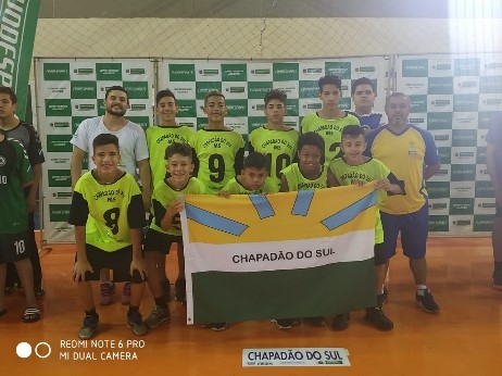 Chapadão conquista títulos inéditos no handebol dos Jogos Escolares